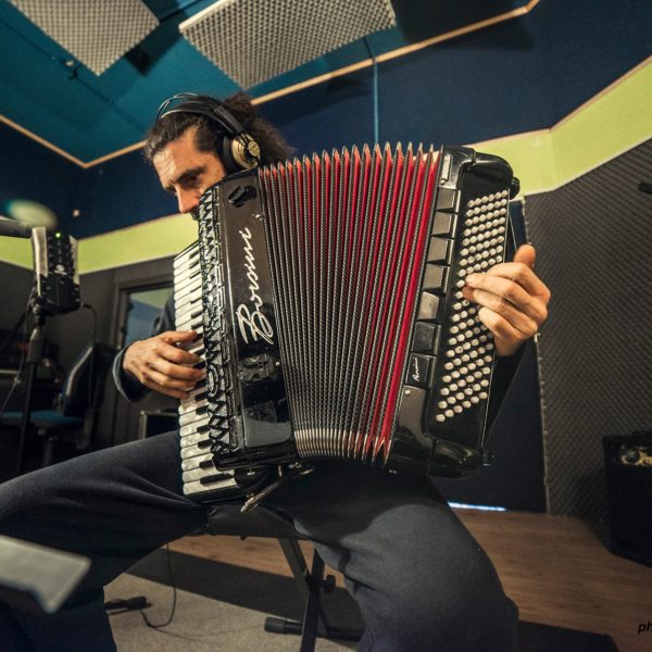 Suonitineranti - Studio Session ad Officina Musicale