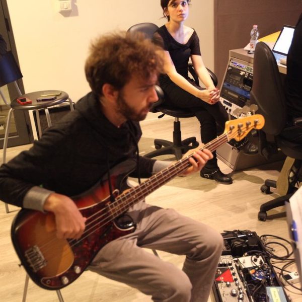 Erica Mou - Studio Session ad Officina Musicale