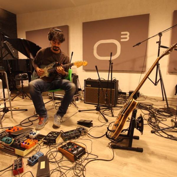 Erica Mou - Studio Session ad Officina Musicale