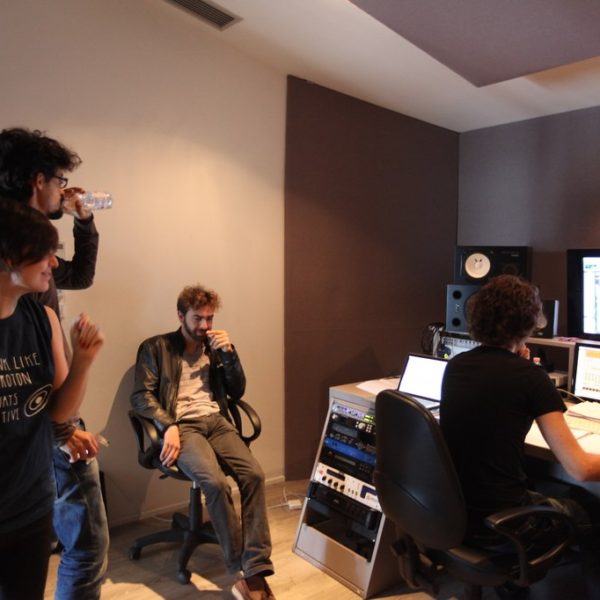 Erica Mou - Studio Session ad Officina Musicale