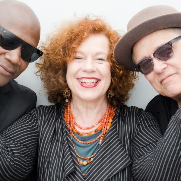 sarah jane morris the sisterhood 1